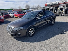 Bild des Angebotes VW Passat AUTOMATIK!SITZHEIZUNG!!EURO5!!PDC!KLIMAAUTOMTIK!!