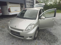 Daihatsu Sirion Daihatsu Sirion 1.3 Automatik | Nur 86.500 km |