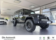 Bild des Angebotes Jeep Wrangler Unlimited Sahara 2,8 AUT GRA LEDER SHZG