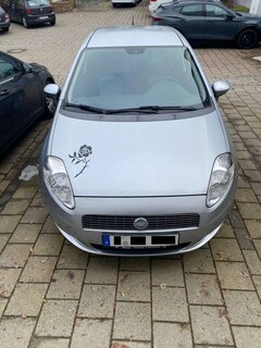 Bild des Angebotes Fiat Grande Punto Fiat Grande Punto 1.4 8V Dynamic