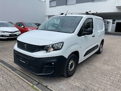 Bild des Angebotes Peugeot Partner Premium L1*ERSTE HAND*PARKSENSOR*BT*