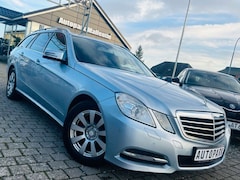 Bild des Angebotes Mercedes-Benz E 300 T-Modell  BlueTec Hybrid*LEDER*AVANTGARDE