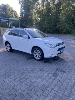 Bild des Angebotes Mitsubishi Outlander 2.0 4WD Plug-In Hybrid