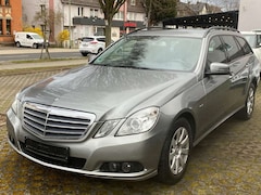Bild des Angebotes Mercedes-Benz E 200 E 200 CDI BlueEfficiency (212.205)