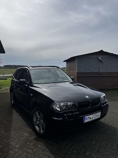 Bild des Angebotes BMW X3 3.0i Aut.