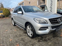 Bild des Angebotes Mercedes-Benz ML 350 CDI BlueTec V6 Leder / Multimedia 150TKM