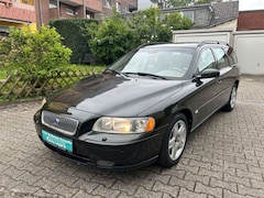 Bild des Angebotes Volvo V70 D5 AUT., Leder, AHK, *TÜV NEU*