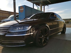 VW Phaeton Phaeton 4.2 V8 4MOTION langer Radstand Automatik (4 Sitzer)