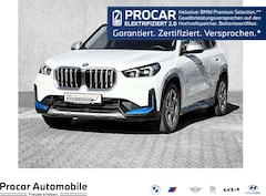 Bild des Angebotes BMW iX1 xDrive30 X-LINE+PANO+KAMERA+NAVI+LED+SHZ+ALLRAD
