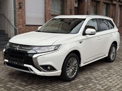 Bild des Angebotes Mitsubishi Outlander PHEV 4WD *Kamera/AppleCarPlay*