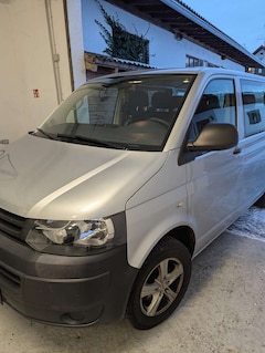 Bild des Angebotes VW T5 Transporter Behindertengerecht mit Rollstuhllift