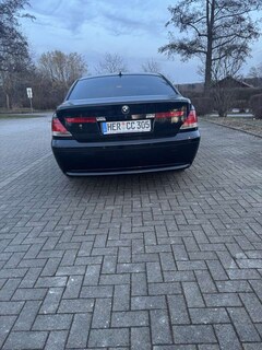 Bild des Angebotes BMW 745 745i