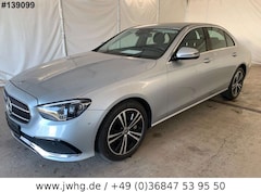 Bild des Angebotes Mercedes-Benz E 400 E400 d 4Matic Avantgarde Distronic MB-LED