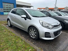 Bild des Angebotes Kia Rio 1.4 DreamTeam Automatik Shz 2.Hd Garantie