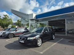 Bild des Angebotes Volvo V50 Kombi 2.0 D Momentum Bi-Xenon Sitzheizung