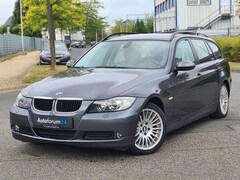 Bild des Angebotes BMW 318 3 Touring 318d*Navi*Xenon*PDC*SHZ*Panorama*