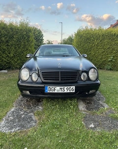 Bild des Angebotes Mercedes-Benz CLK 230 Coupe Kompressor Elegance