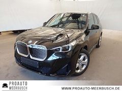 Bild des Angebotes BMW iX1 30 xDrive M Sport AHK/ACC/ADAPTLED/HEADP/MMRY