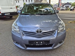 Bild des Angebotes Toyota Verso 2.0 D-4D Klimaautomatik/PTS/ANHÄNGERKUPPLUNG