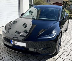 Bild des Angebotes Tesla Model 3 Highland, schwarz/schwarz, Garantie