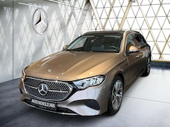 Bild des Angebotes Mercedes-Benz E 200 d T Avantgarde AHK*Pano*Keyless*Kam*LEDhigh