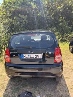 Bild des Angebotes Kia Picanto 1.1 Attract