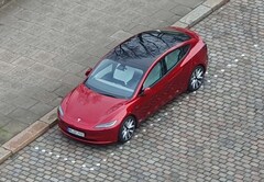 Bild des Angebotes Tesla Model 3 HIGHLAND LONG RANGE DUAL MOTOR NUR 16kWh/100km