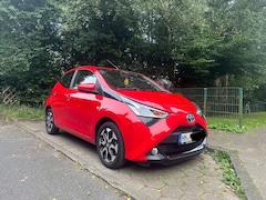 Bild des Angebotes Toyota Aygo x-shift x-play Team Deutschland