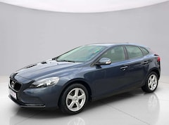 Bild des Angebotes Volvo V40 Kinetic*2.Hand*SHZ*PDC*Temp.*HU/AU 07/27*Navi*
