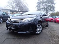 Bild des Angebotes Toyota Avensis Kombi Basis / 1-Hand / SHZ / Klimaanlage
