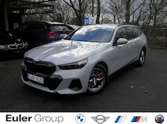 Bild des Angebotes BMW 520 d Touring Sportpaket HUD AHK-klappbar AHK Navi dig