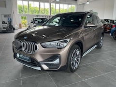 Bild des Angebotes BMW X1 xDrive 25 e xLine*Leder*Navi&Kamera*LED