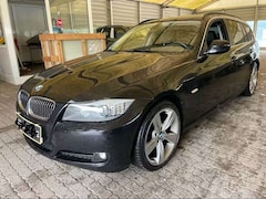 Bild des Angebotes BMW 325 d Touring PANO/LEDER/2.HAND/XENON