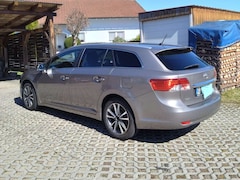 Bild des Angebotes Toyota Avensis Avensis Combi Diesel Combi 2.2 D-4D Edition (2014)