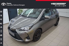 Bild des Angebotes Toyota Yaris 1.0 Team*SHZ*AHK*KAMERA*ALLWETTER*