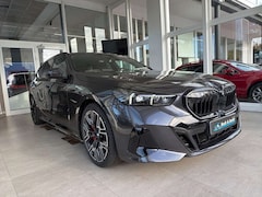 Bild des Angebotes BMW 540 d Touring xDrive MSPORTPRO+PANO+AHK+DR-PRO+B&W