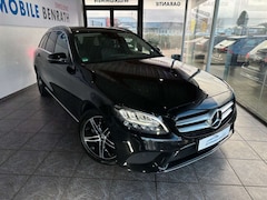 Bild des Angebotes Mercedes-Benz C 200 d  T-Modell ALLLWETTER*RFK*CARPLAY*AMBIENTE