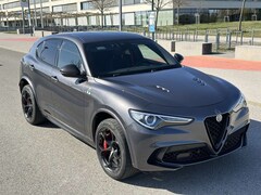 Bild des Angebotes Alfa Romeo Stelvio Quadrifoglio *Akrapovic - Carbon/Keramik*