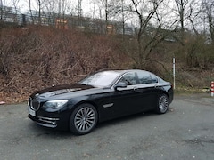 Bild des Angebotes BMW 750 750i xDrive