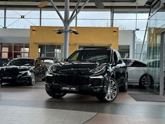 Bild des Angebotes Porsche Cayenne V6 Platinum Edition + Exterieur 21" PDLS Pano PASM