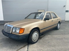 Mercedes-Benz E 230 *Oldtimer H-Zulassung*Automatik*