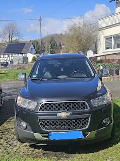 Bild des Angebotes Chevrolet Captiva 4×4 Diesel Automatik Zahnriemen Neu TÜV 01.28