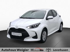 Bild des Angebotes Toyota Yaris Hybrid Business Edition SHZ Klima