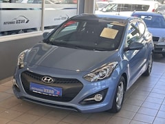 Bild des Angebotes Hyundai i30 Coupe Classic Klima Allwetterreifen HU 01.27