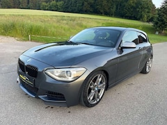 Bild des Angebotes BMW 135 Baureihe 1 Lim. 3-trg. M135 i xDrive