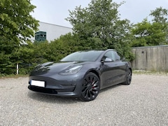 Bild des Angebotes Tesla Model 3 Langstreckenbatt. Allradantrieb Dual Motor Perform