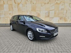 Bild des Angebotes Volvo V60 Momentum *NAVI*KAMERA*PDC*SHZ*TEMPOMAT*