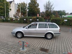Bild des Angebotes Skoda Octavia Octavia 1.6 Combi Tour