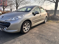 Bild des Angebotes Peugeot 207 207+SW+120+VTi+Sport