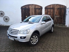 Bild des Angebotes Mercedes-Benz ML 350 4Matic 7G-TRONIC - Nah am Neuzustand
